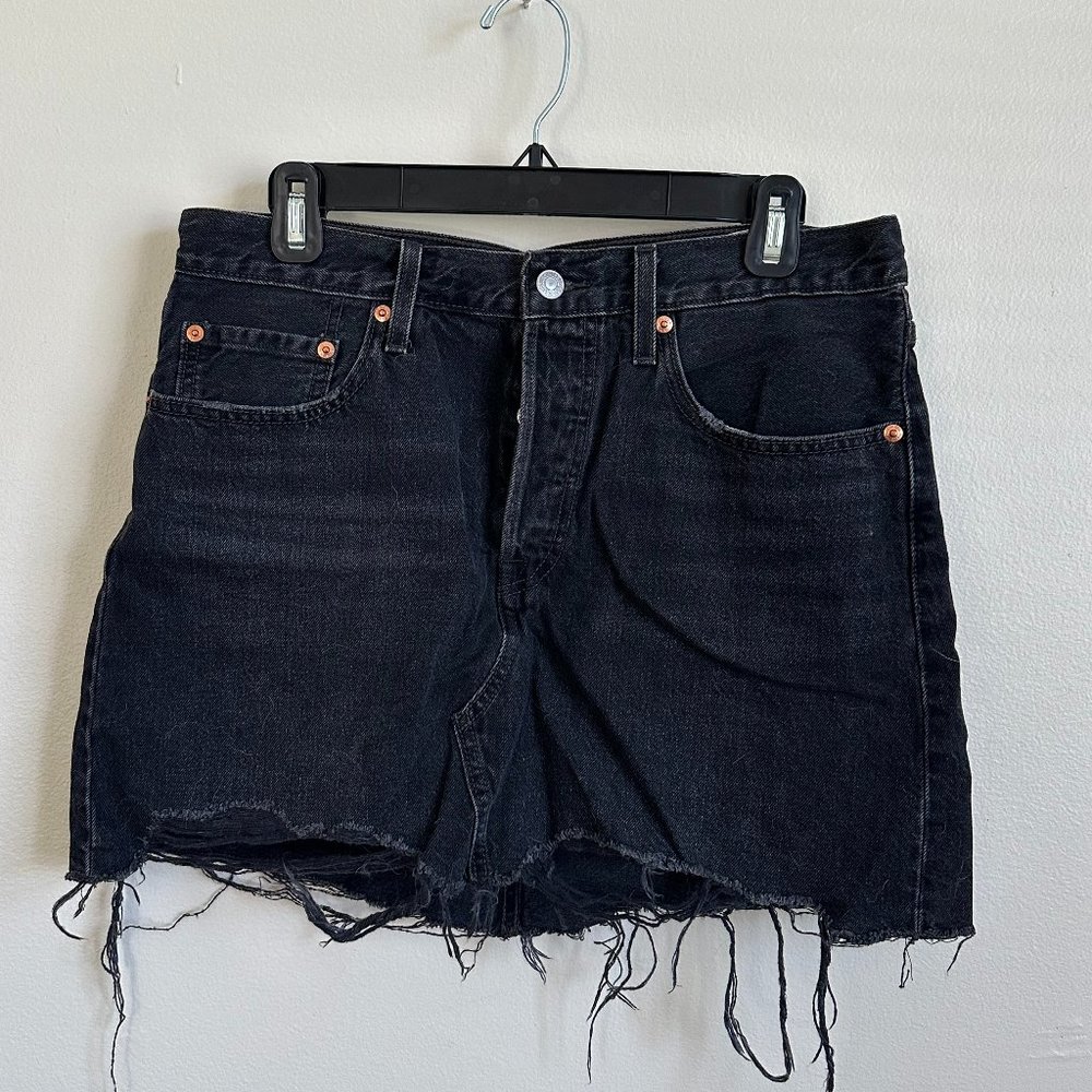 Levi's Distressed Mini Jean Skirt | Size 8
